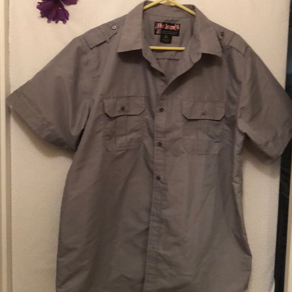 Men’s gray button down shirt - Picture 1 of 4